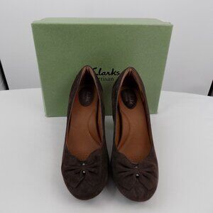 Clarks Artisan Society Ball Women Shoe Size 8M Pewter Suede Block Heel Round Toe